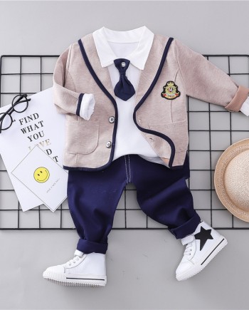 Stylish Coat T Shirt and Pants Suit