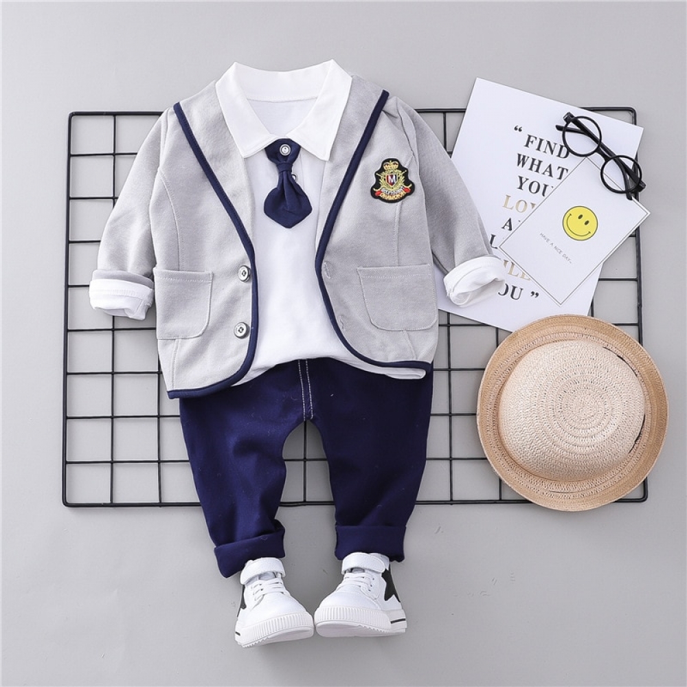 Stylish Coat T Shirt and Pants Suit